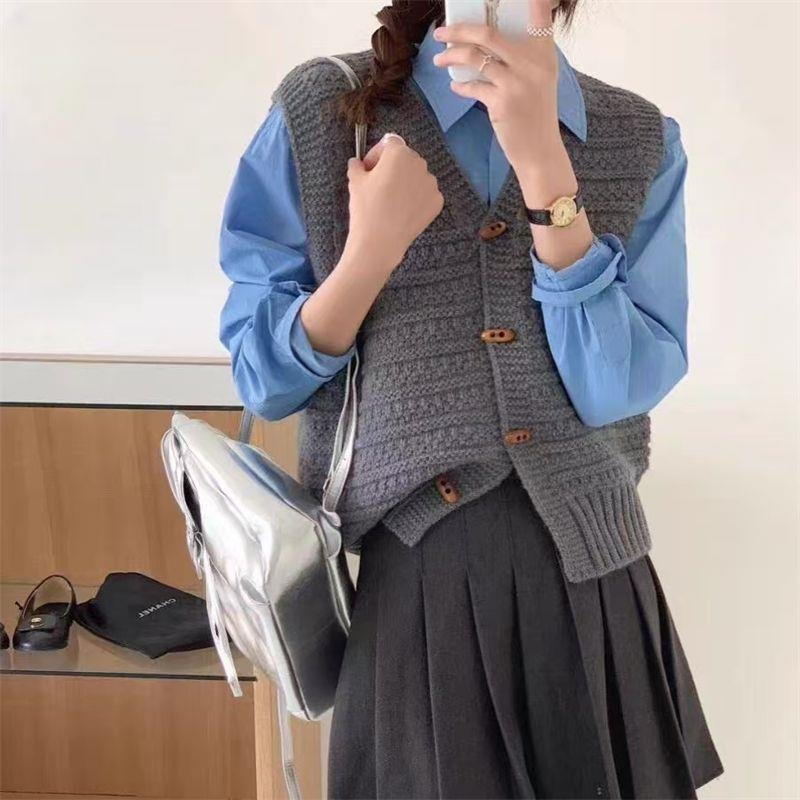 College Style Knitted Cardigan Vest Solid Color Wooden Buckle Bandage Dress - Image 8