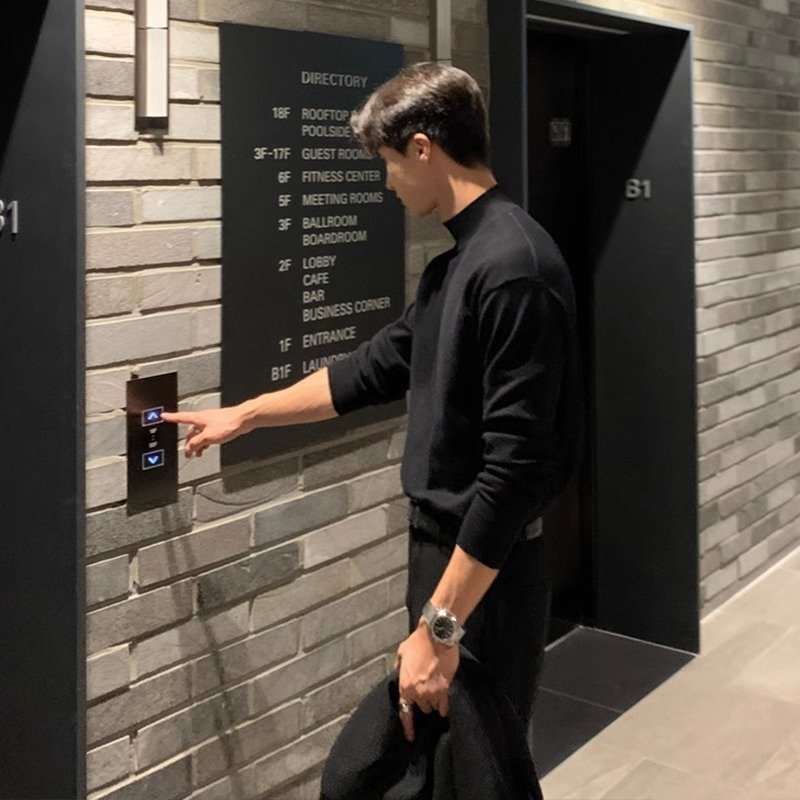 Long Sleeve Inner Wear Mock Neck Sweater Men's Loose Casual Bottoming Shirt - Image 4