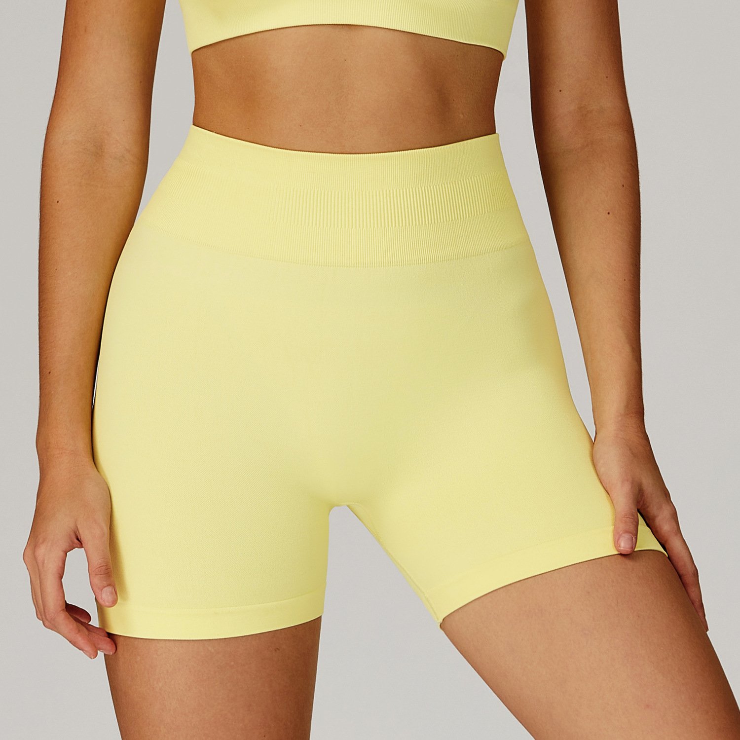 High Waist Tight Hip Lifting Seamless Yoga Shorts - Image 3