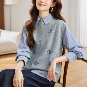 Knitted Vest Spring Women's Design Sense V-neck Buttons