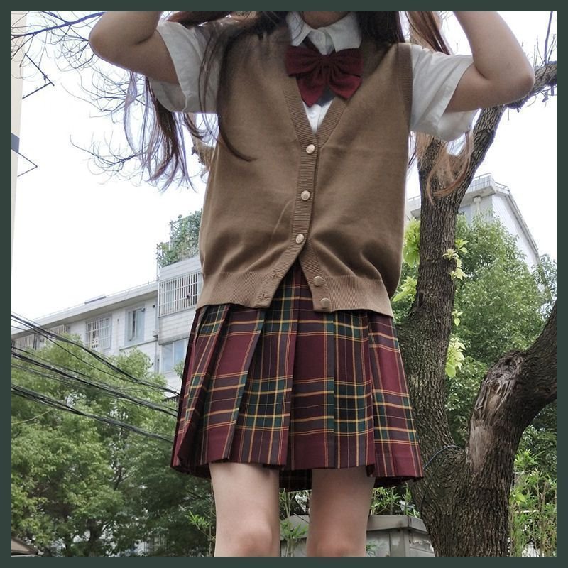 Loose Versatile Basic Knitted Cardigan Vest - Image 6