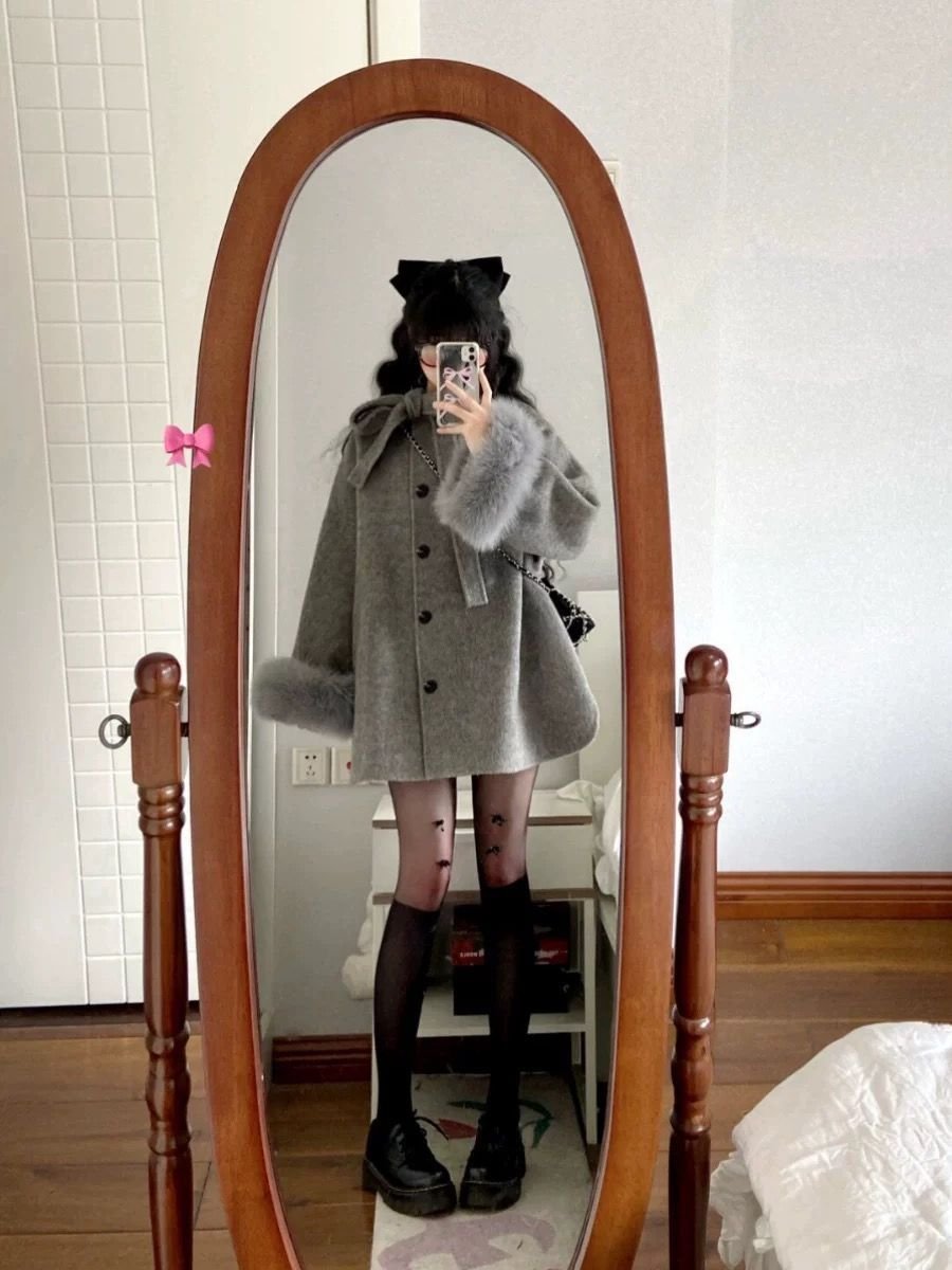 Gray Hepburn Style New Small Bow Coat - Image 2