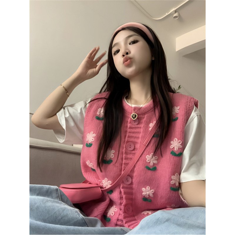 Embroidery Flower Knitted Vest Cardigan Sweet Sweater - Image 3