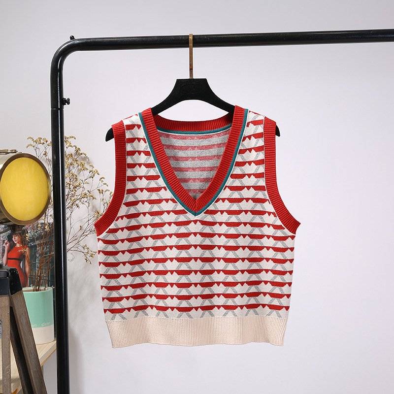 Retro Contrast Color Jacquard Ins Knitted Vest For Women - Image 4