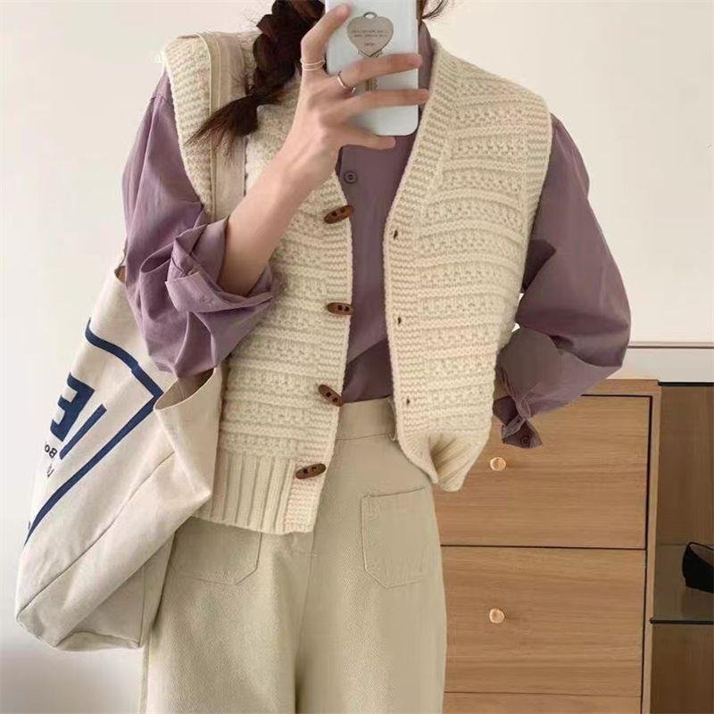 College Style Knitted Cardigan Vest Solid Color Wooden Buckle Bandage Dress - Image 2